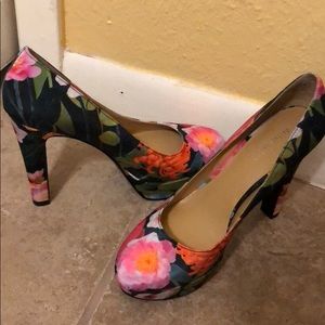 Floral print heels